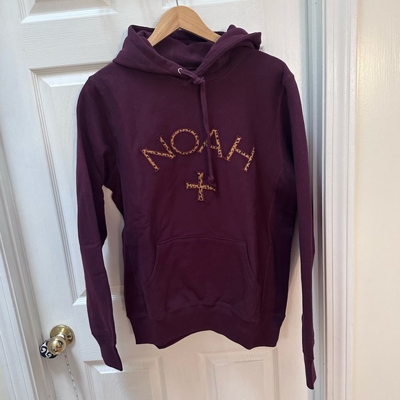NWT Noah NYC Logo Hoodie Leopard Cheetah Streetwear Skate burgundy red maroon M - Picture 1 of 9